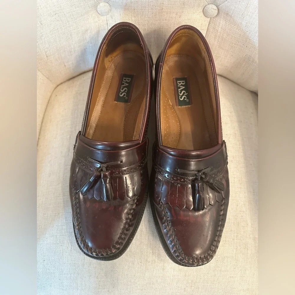 GH Bass & Co Nelson Tassel Loafers Dress Shoes Men’s Size 11 D Burgundy Leather
